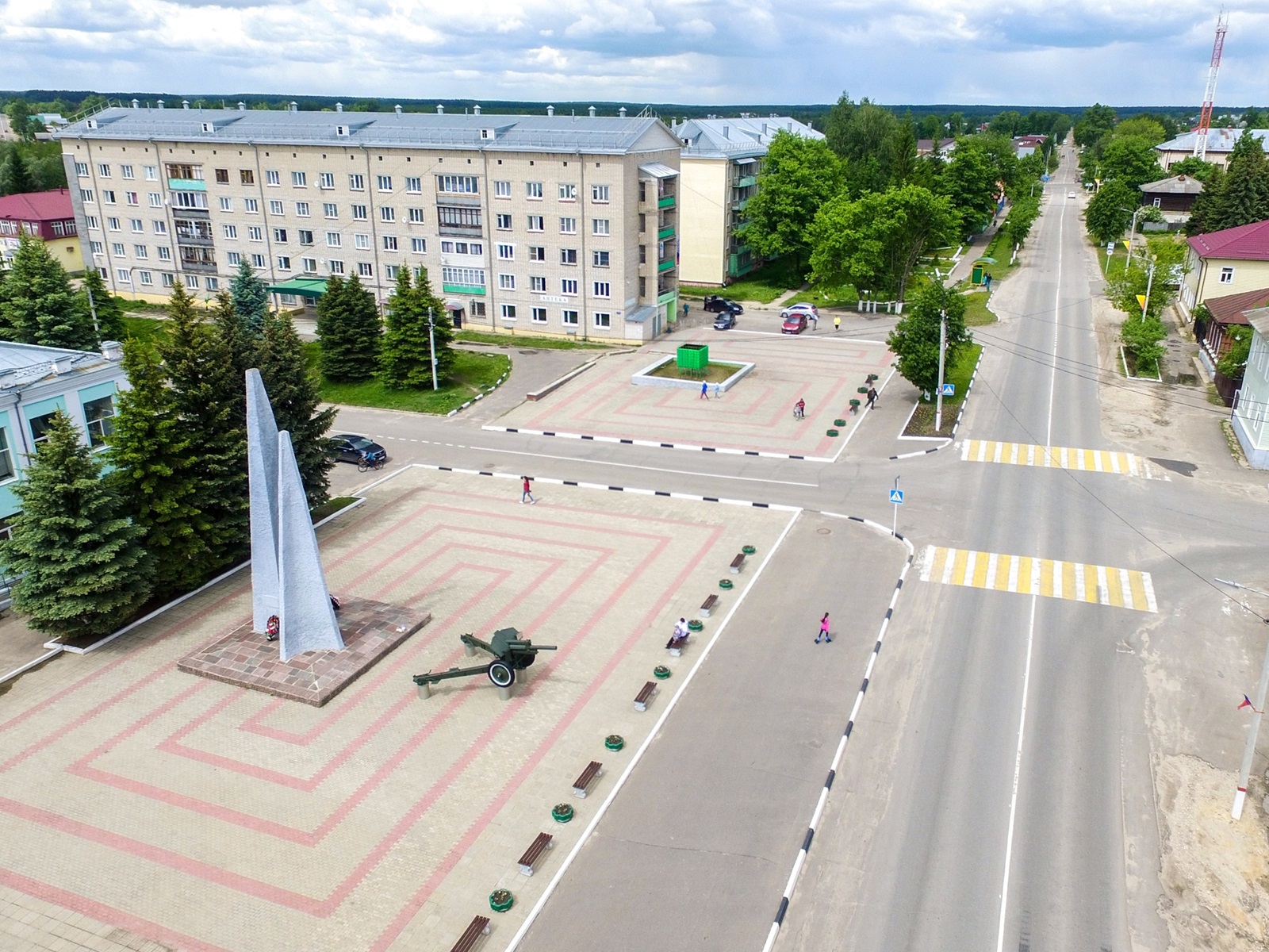 kommunarmelenki.ru - Поздравление руководителей Меленковского района с Днем  города и Днем молодежи